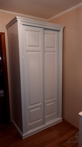 Шкаф-купе из натурального дерева из серии Венеция 2, массив берёзы, цвет белая эмаль, мебель изготовлена по индивидуальному проекту. Шкаф-купе из натурального дерева из серии Венеция 2, массив берёзы, цвет белая эмаль, мебель изготовлена по индивидуальному проекту.